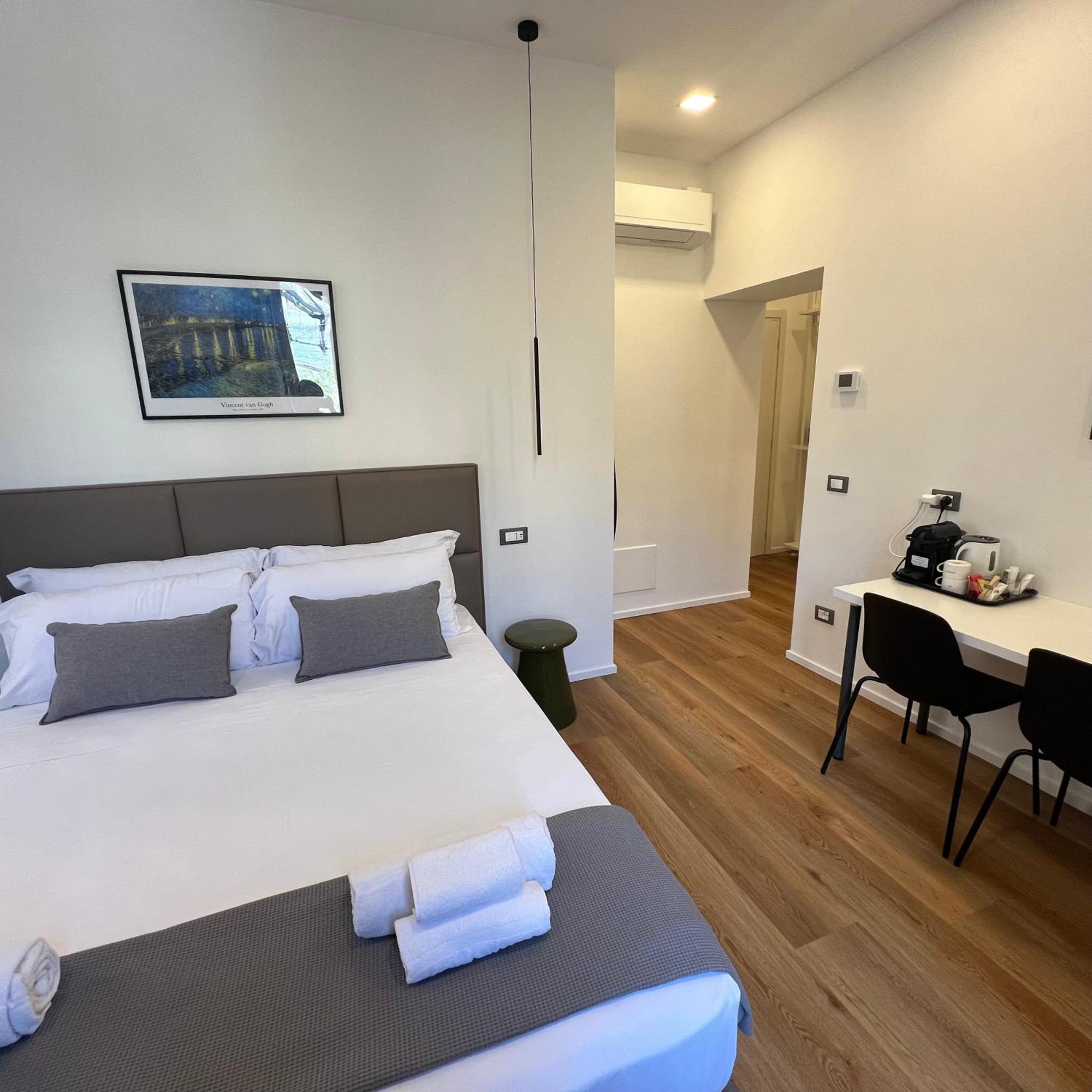 Sunrise Rooms La Spezia Esterno foto