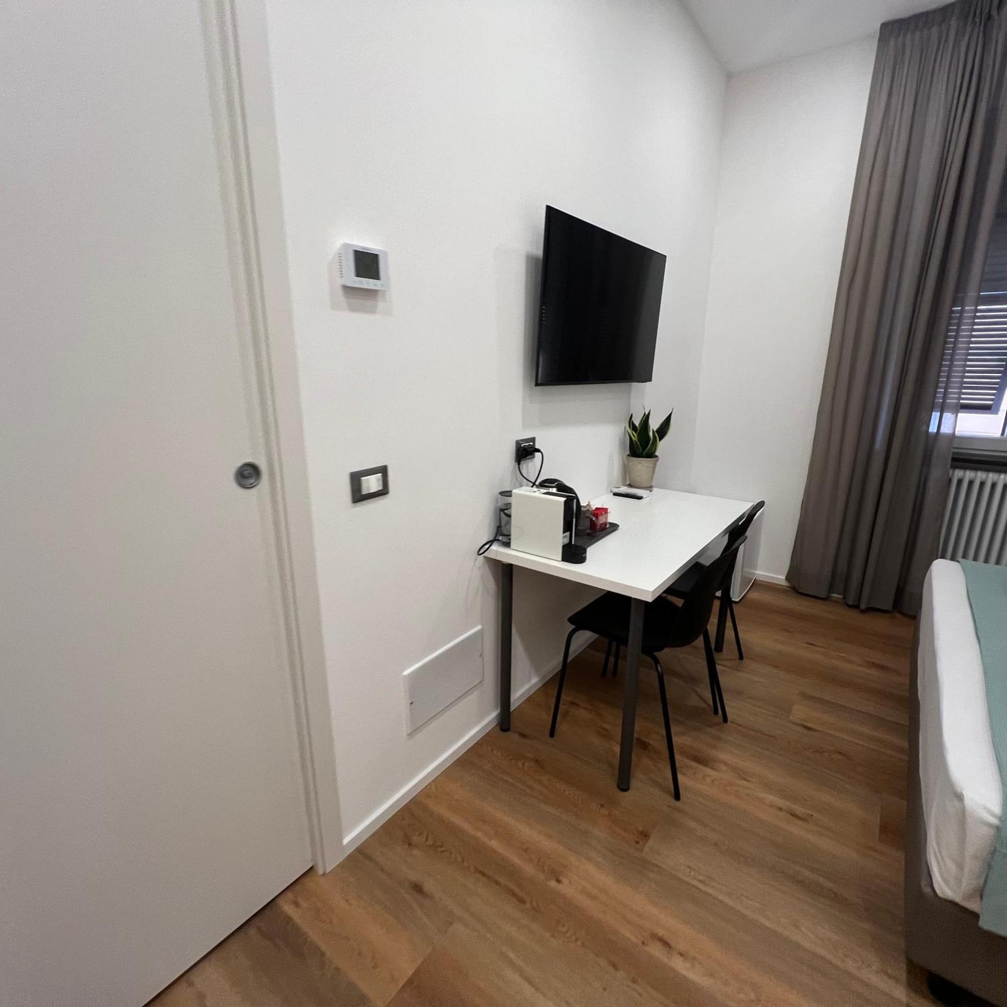 Sunrise Rooms La Spezia Esterno foto